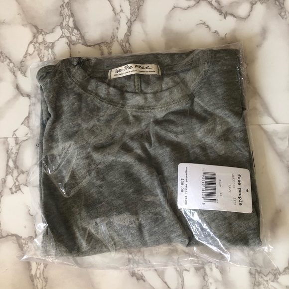 NWT We The Free Army Green Cassidy Tee - Picture 3 of 3